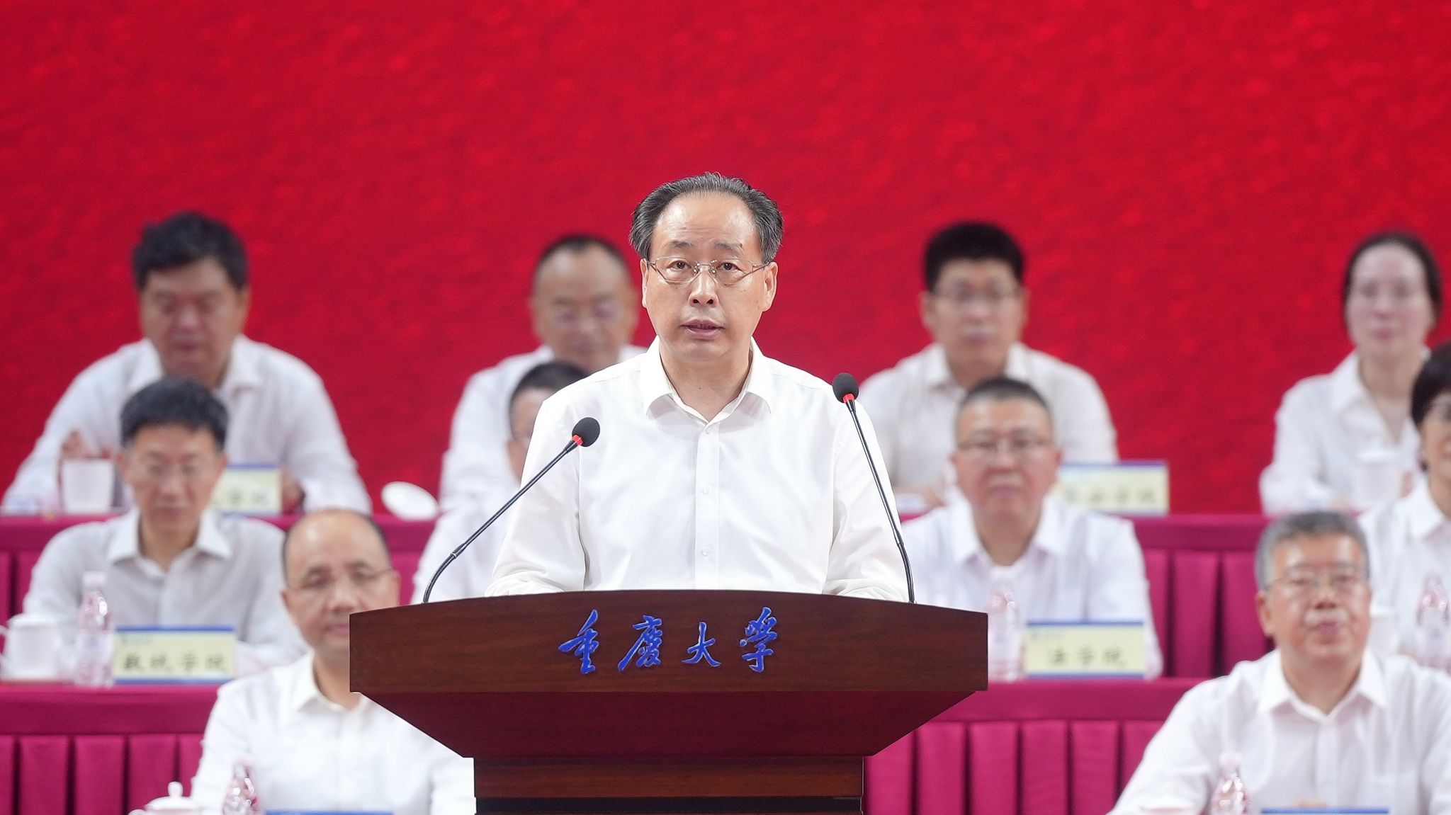 校长发言.jpg